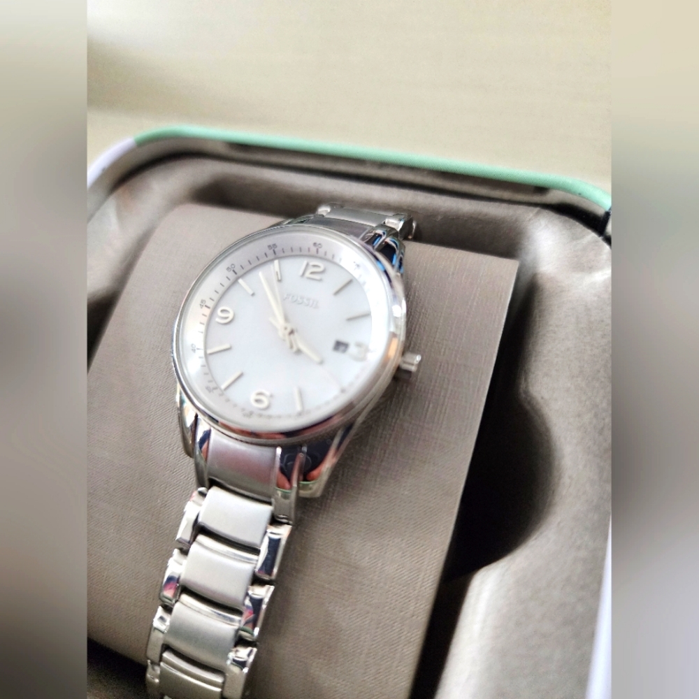 Fossil Justine Mother of Pearl Stainless Steel Watch BQ1477IE (needs battery)